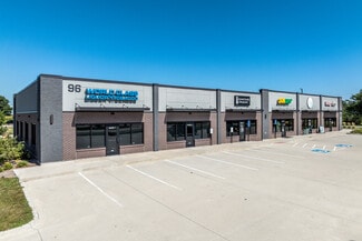 More details for 96 Paine Cir, Bondurant, IA - Retail to Rent