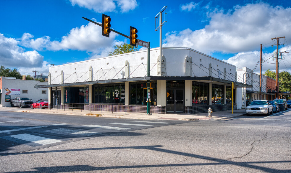 1941-1947 N New Braunfels Ave, San Antonio, TX for rent - Building Photo - Image 1 of 12