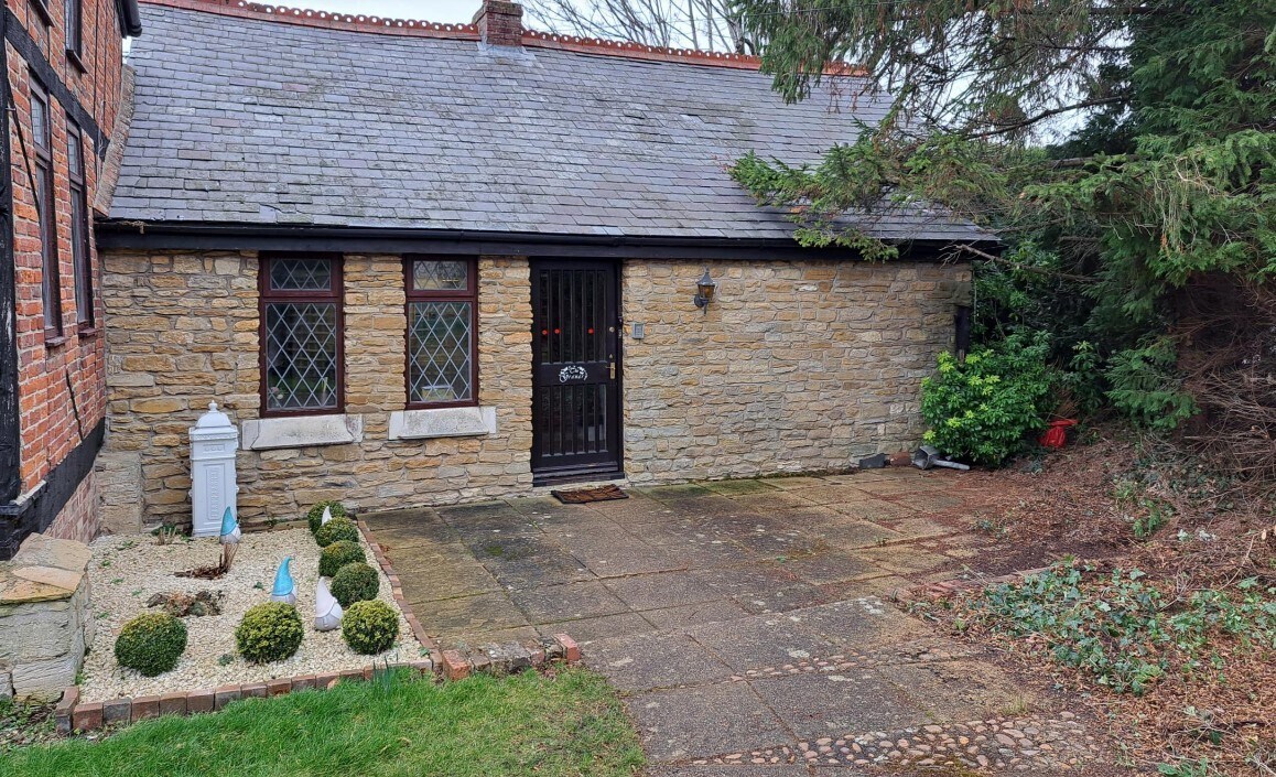 2 Cranes Close, Turvey for sale Primary Photo- Image 1 of 1