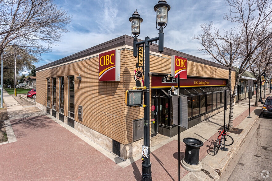 3924 118th Ave NW, Edmonton, AB to rent - Primary Photo - Image 1 of 2