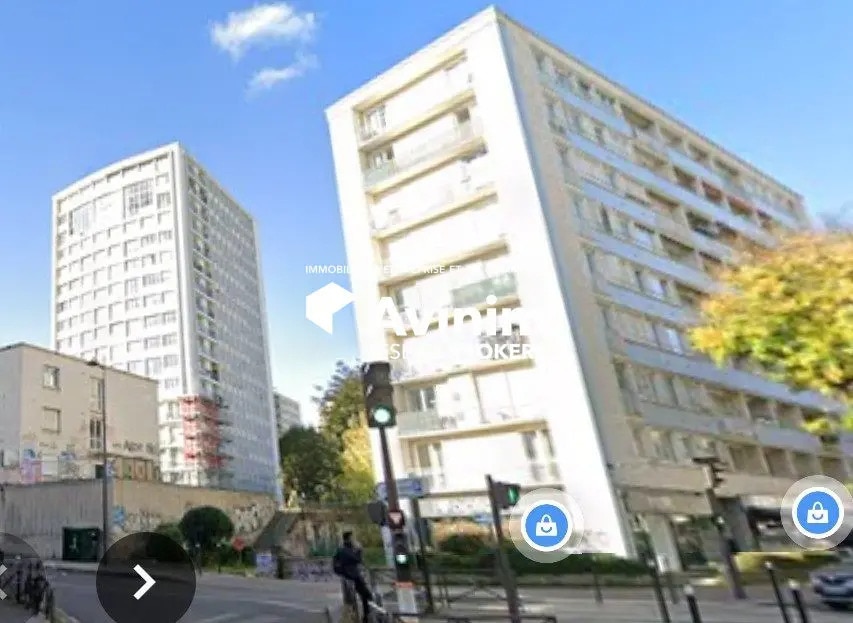 Location Commerce 83 m² - Photo 1