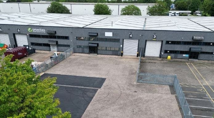 Osyth Clos, Northampton to rent - Building Photo - Image 2 of 4