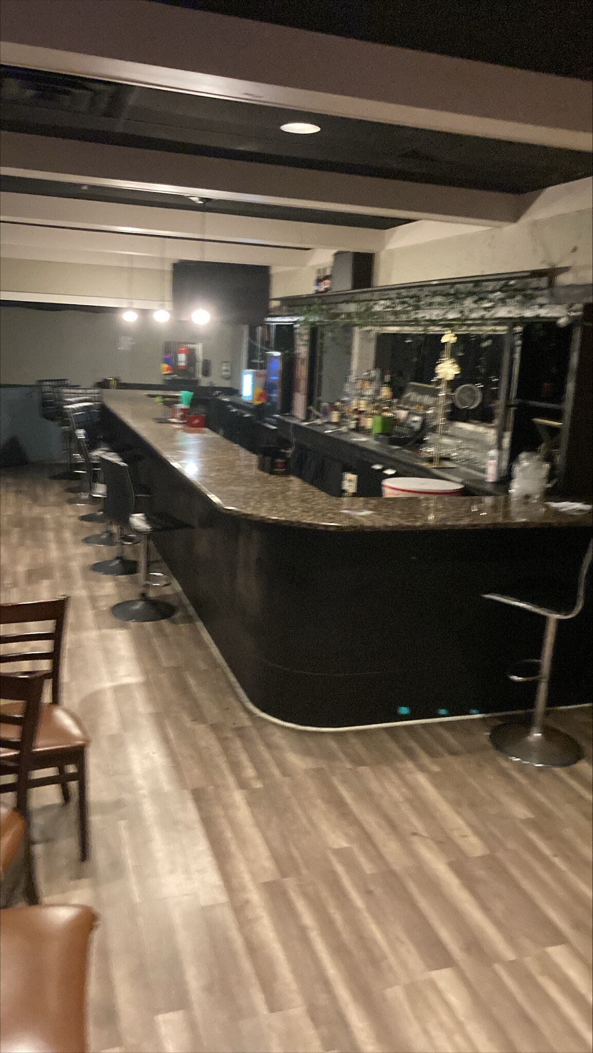 850 Euclid Ave, Cleveland, OH to rent Interior Photo- Image 1 of 7