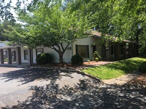 100 Northgate Park Dr, Winston-Salem, NC for rent Building Photo- Image 1 of 1