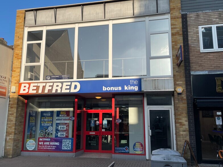 22-23 Burleigh St, Cambridge to rent - Building Photo - Image 1 of 7