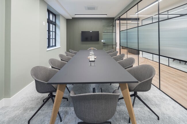 More details for 35-42 Earlham St, London - Office to Rent