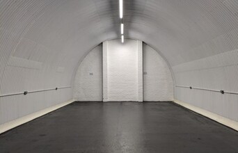 155-177 Robert Dashwood Way, London to rent Interior Photo- Image 1 of 2