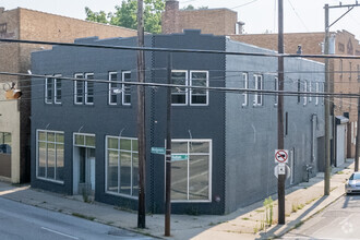 3838 Montgomery Rd, Cincinnati, OH for rent Building Photo- Image 1 of 5