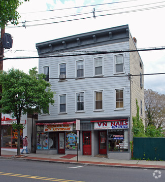 More details for 307 Hackensack St, Carlstadt, NJ - Retail for Rent