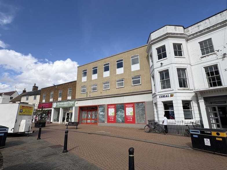 12-14 Sheep St, Bicester to rent - Building Photo - Image 3 of 17