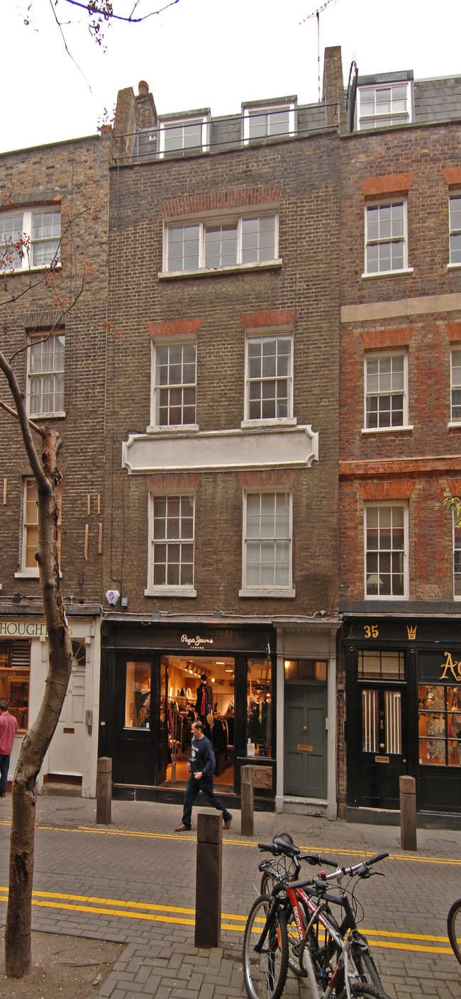 More details for 34-42 Neal St, London - Retail to Rent
