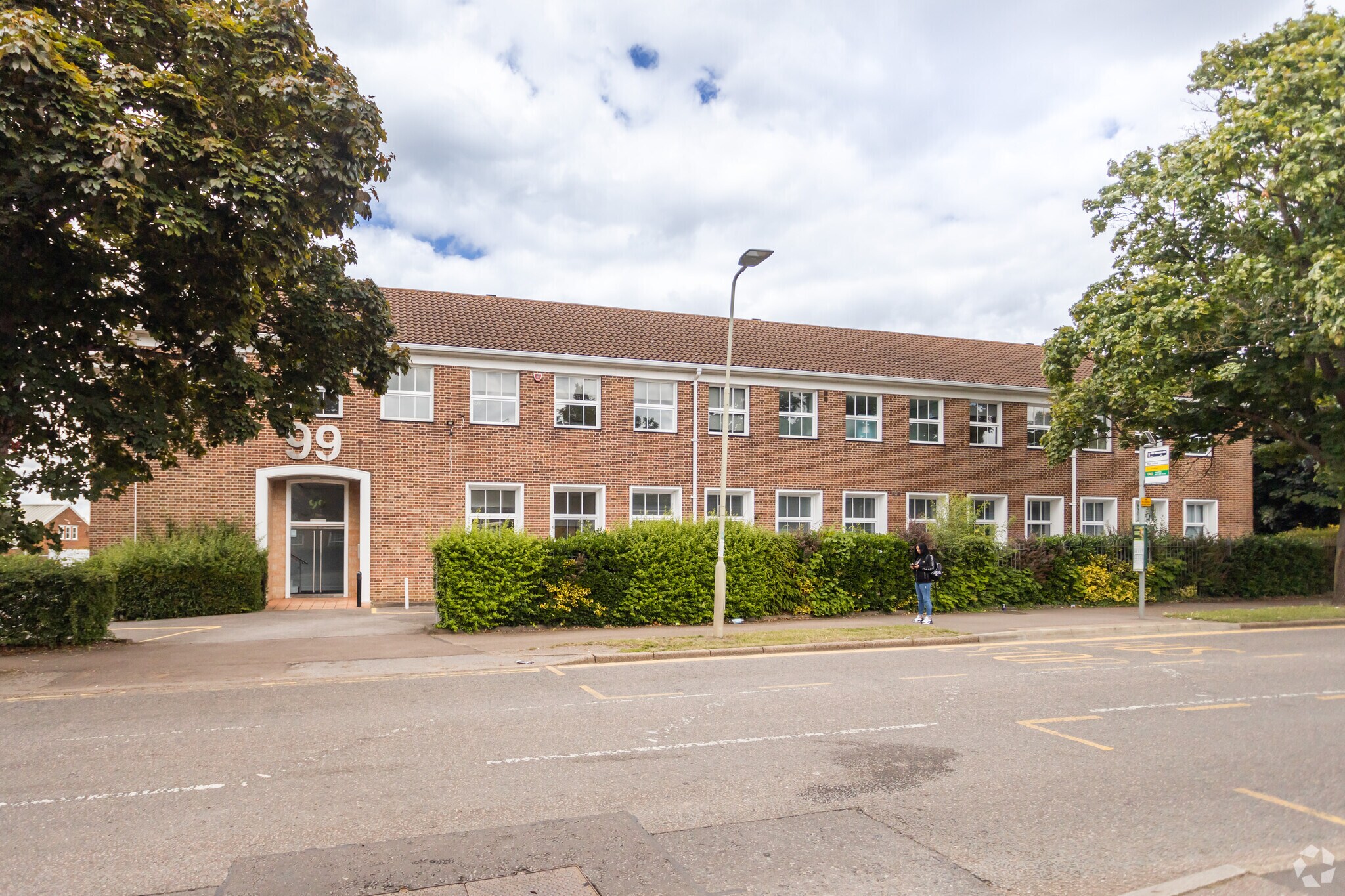99 Bridge Rd E, Welwyn Garden City for sale Primary Photo- Image 1 of 1