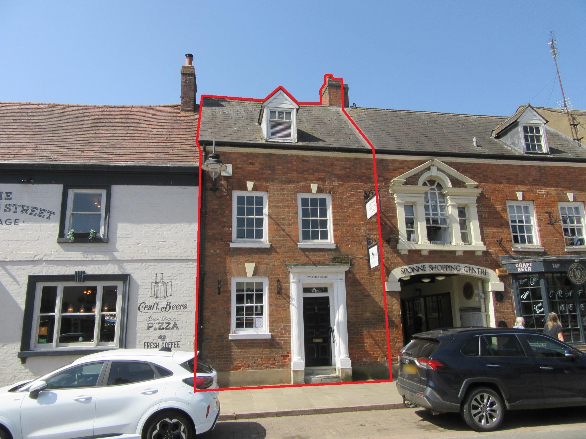 187 Watling St, Towcester to rent Building Photo- Image 1 of 1