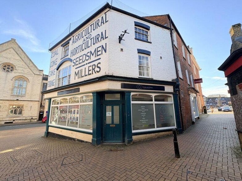 33-34 Bridge St, Banbury for sale - Building Photo - Image 2 of 4