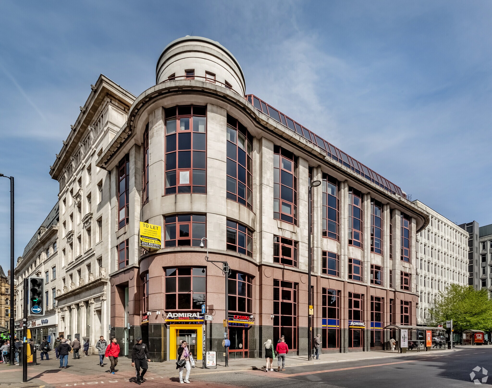 39-41 Piccadilly, Manchester for sale Primary Photo- Image 1 of 1