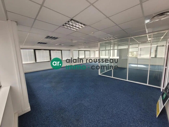 Location Bureaux 193 m²