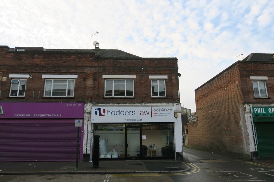 11 Village Way East, Harrow for sale - Primary Photo - Image 1 of 1