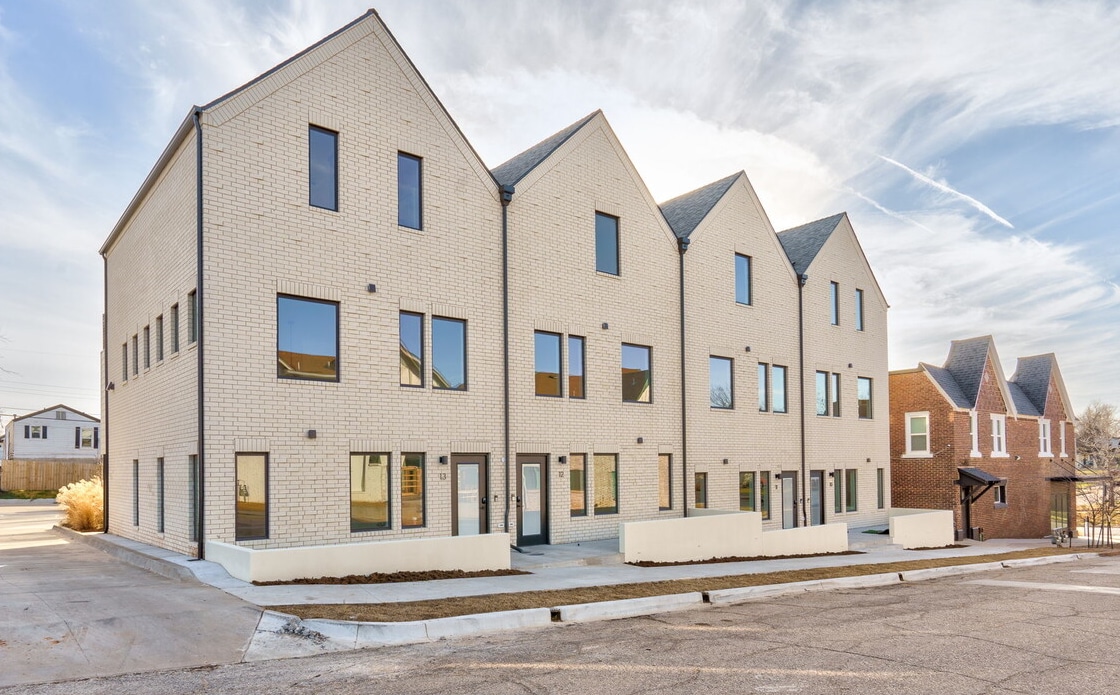 35-Unit Multifamily Portfolio portfolio of 4 properties for sale on LoopNet.co.uk Primary Photo- Image 1 of 14