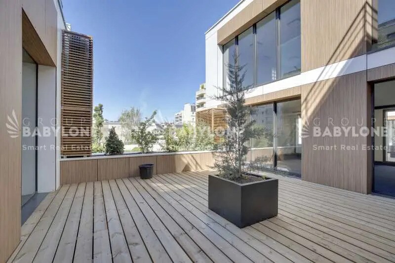 Office in Asnières-sur-Seine to rent Building Photo- Image 1 of 15