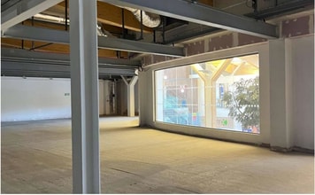 Lakeside Way, Leeds to rent Interior Photo- Image 1 of 1