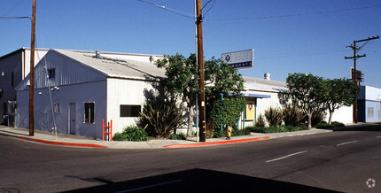 3280 Kurtz St, San Diego, CA for rent Building Photo- Image 1 of 6