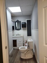 43 Mays Landing Rd, Somers Point, NJ to rent Interior Photo- Image 1 of 8
