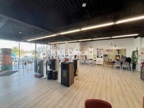 7 Avenue Du Général Leclerc, Pierrelaye to rent Building Photo- Image 2 of 6