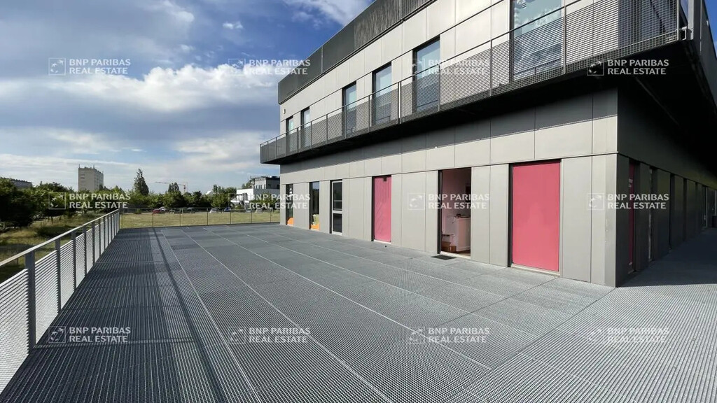 Vente Bureaux 111 m² - Photo 1