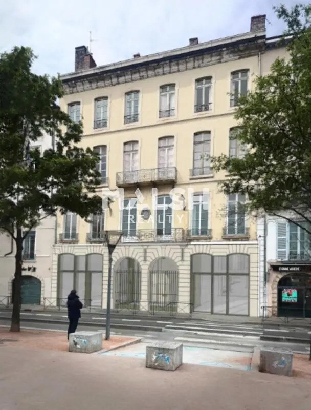 Build-to-Rent in Lyon for sale Building Photo- Image 1 of 2