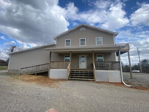 9888 Hodgenville Rd, Campbellsville, KY for sale Primary Photo- Image 1 of 1