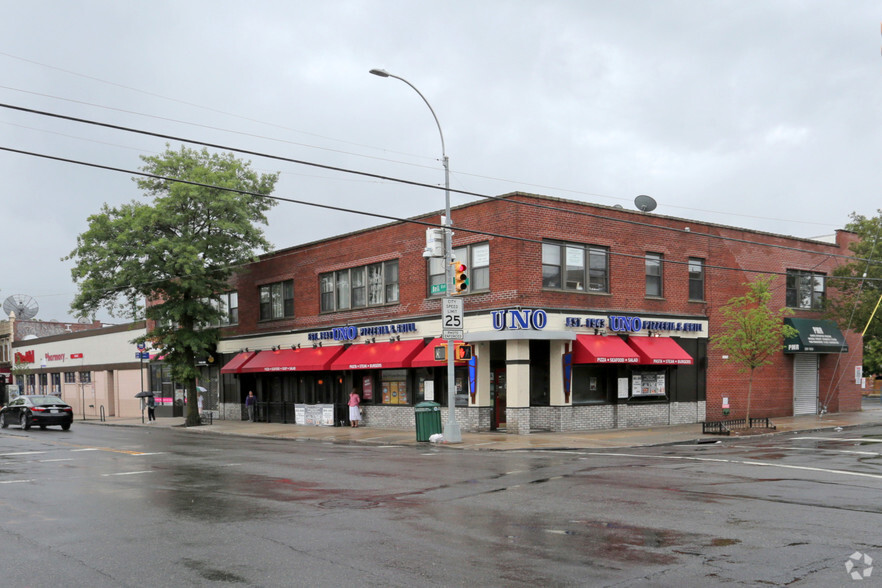 39-02-39-20 Bell Blvd, Bayside, NY for sale - Primary Photo - Image 1 of 1