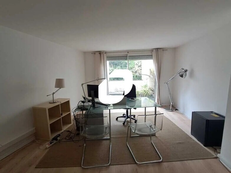 Office in Bordeaux to rent - Interior Photo - Image 1 of 17