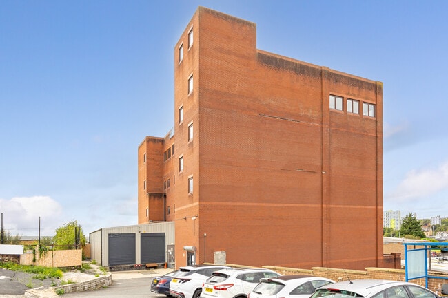 More details for 19 Dolly Ln, Leeds - Office, Industrial to Rent