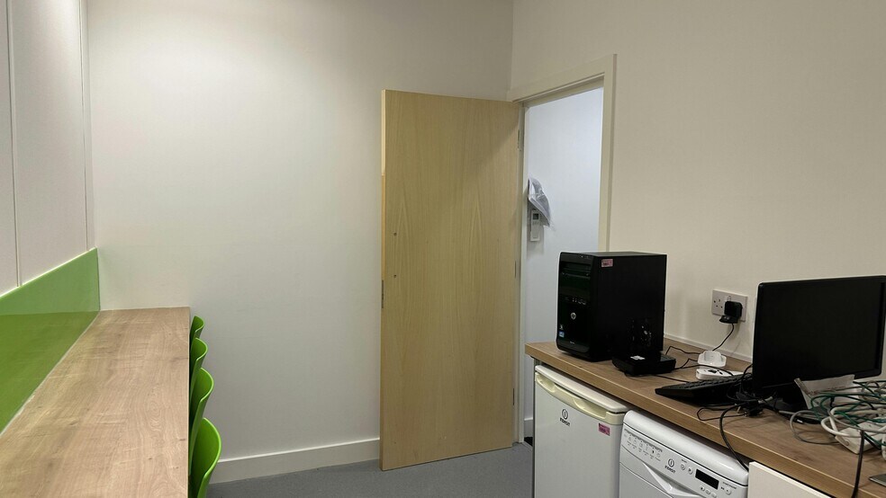 Siskin Pky E, Coventry for sale - Building Photo - Image 3 of 12