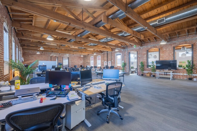 More details for 620 3rd St, Oakland, CA - Office to Rent