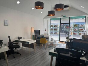 2-6 South St, Worthing to rent Interior Photo- Image 2 of 8