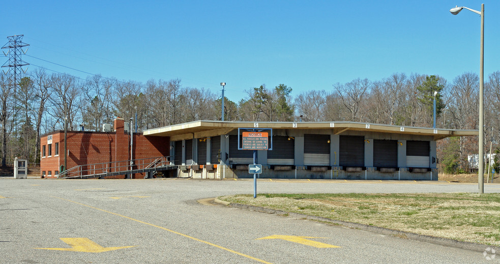 2550 Bellwood Rd, Richmond, VA for rent - Building Photo - Image 3 of 5