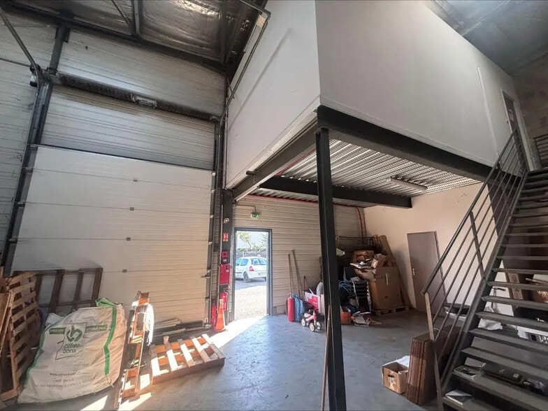 20 Chemin Noel Robion, La Penne-sur-Huveaune to rent - Interior Photo - Image 1 of 6