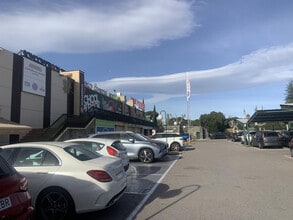 Retail in Pozuelo de Alarcón, Madrid to rent Floor Plan- Image 1 of 2