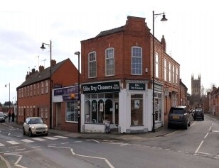 134 High St, Pershore to rent Building Photo- Image 1 of 4