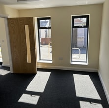 York Rd, York to rent Interior Photo- Image 1 of 1