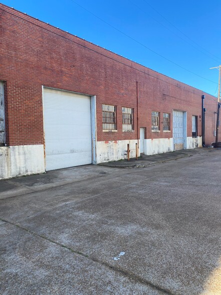 835 S Congress St, Jackson, MS for sale - Building Photo - Image 2 of 6