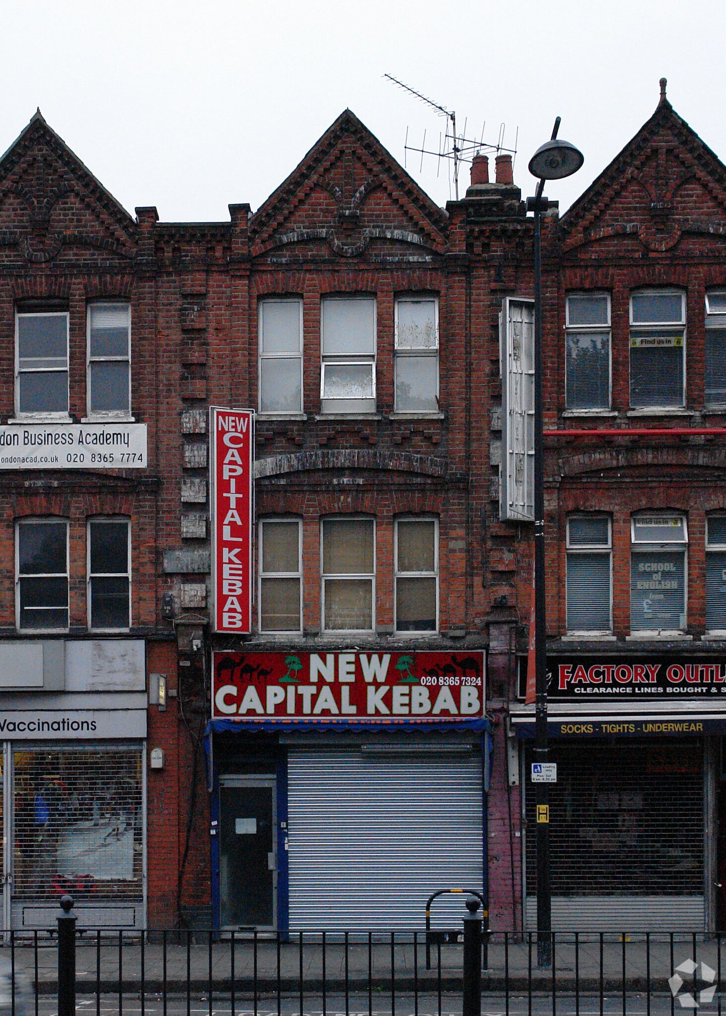 Turnpike Ln, London to rent Primary Photo- Image 1 of 8