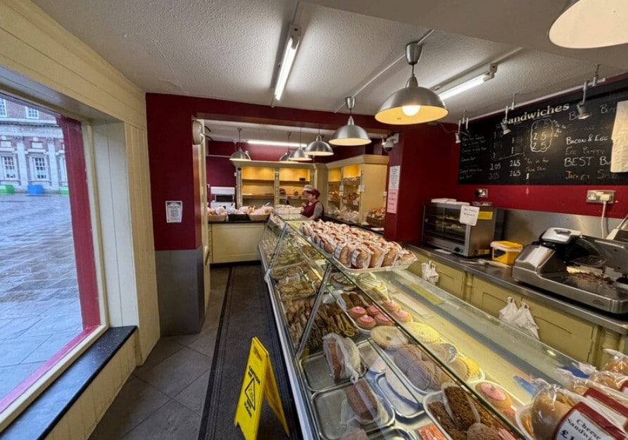 1-3 Church St, Gainsborough to rent Interior Photo- Image 1 of 4