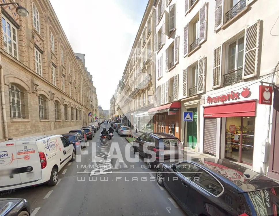 Location Commerce 55 m² - Photo 1