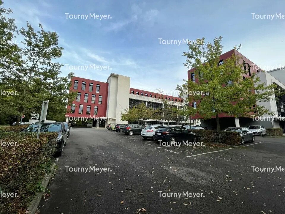 Vente Bureaux 500 m² - Photo 1