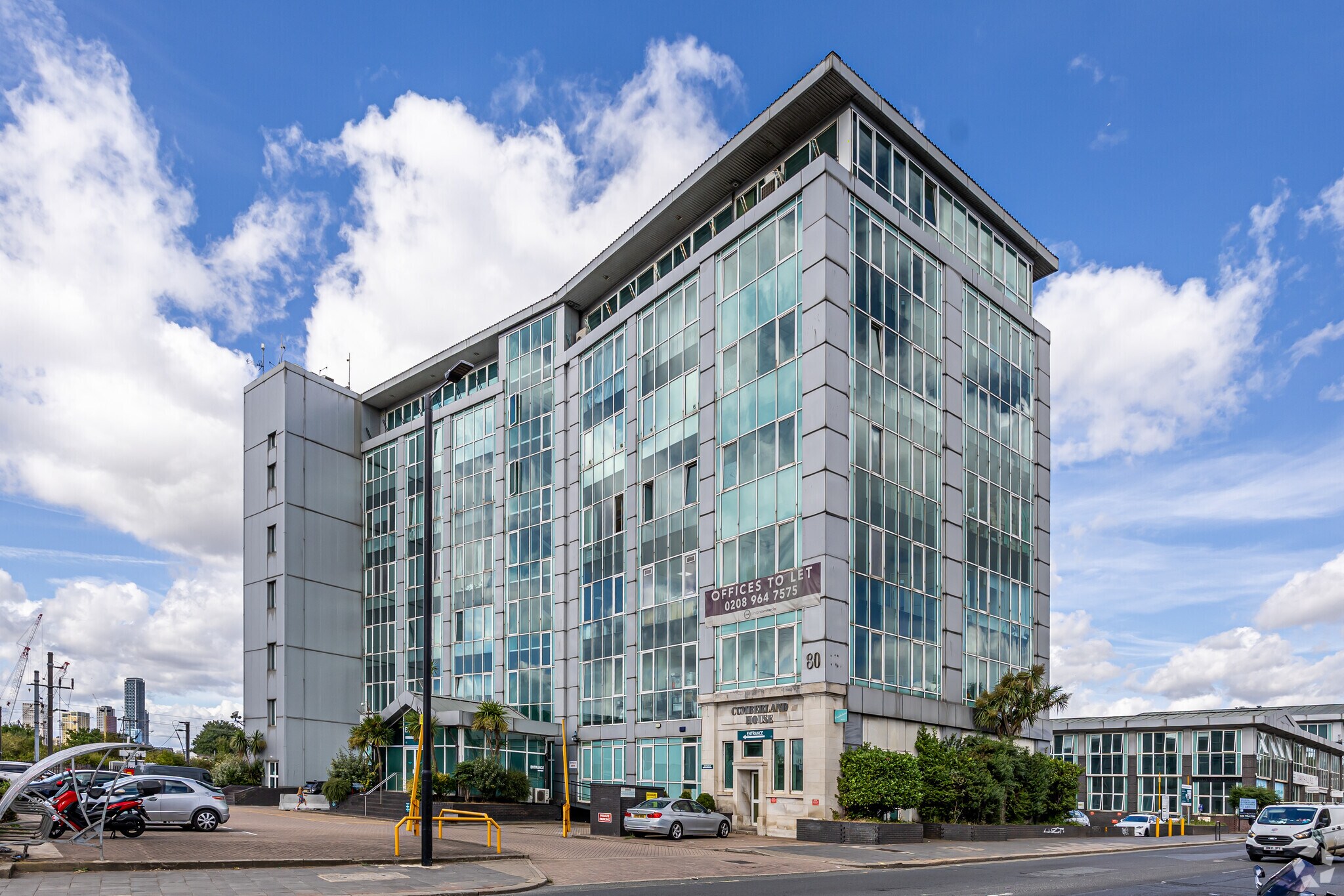 80 Scrubs Ln, London for sale Primary Photo- Image 1 of 1