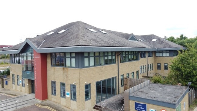 More details for Queen St, Huddersfield - Office to Rent