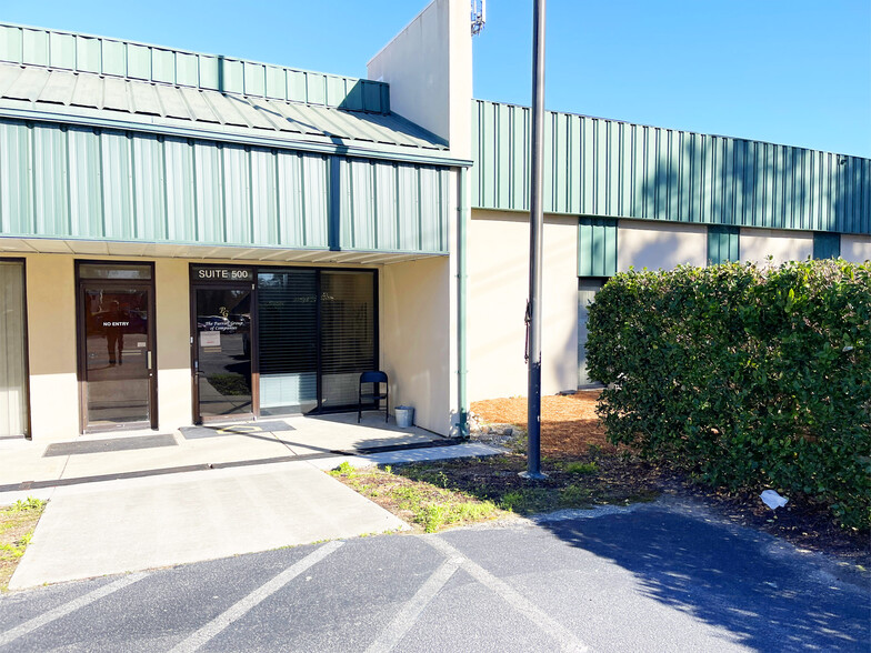 1930 Hanahan Rd, North Charleston, SC for rent - Building Photo - Image 1 of 13