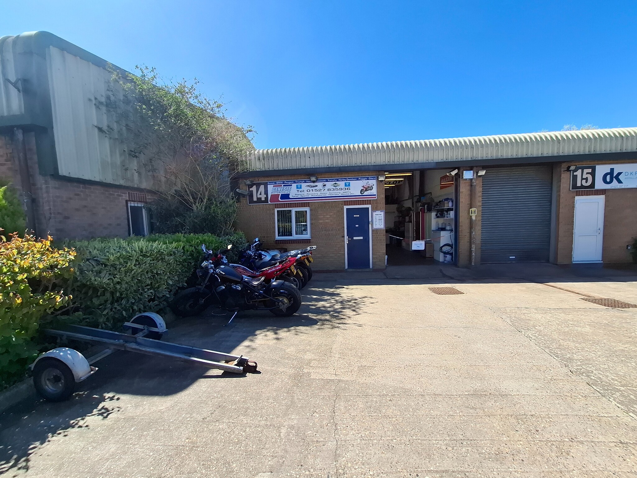 Sanders Rd, Bromsgrove to rent Building Photo- Image 1 of 1
